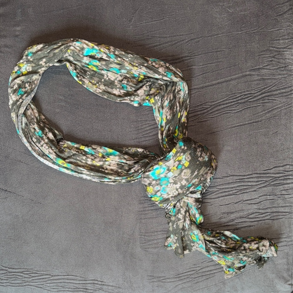 Old Navy Gray and Blue Textured Scarf